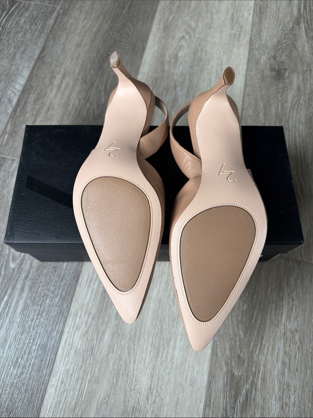 Naturalizer 27 Edit Taupe Pointed-Toe Slingback kitten heels - Picture 4 of 9